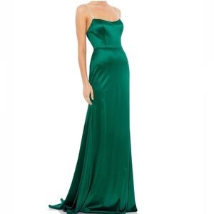 IEENA FOR MAC DUGGAL Emerald Satin Sheath Gown with crystal straps 10 NWOT